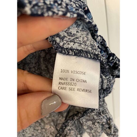 Cynthia rowley blue floral ruffle hem top small - Picture 4 of 9